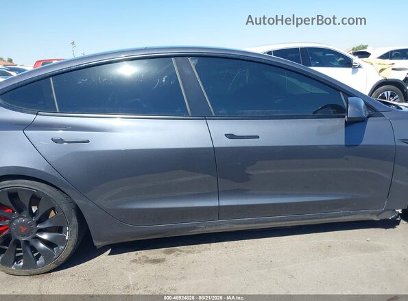 5YJ3E1EC8PF503102 2023 TESLA MODEL 3 Gray Вид задньої частини салону