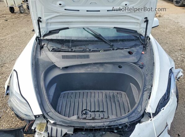5YJ3E1ECXPF668889 2023 TESLA MODEL White Սալոնի հետևի տեսք