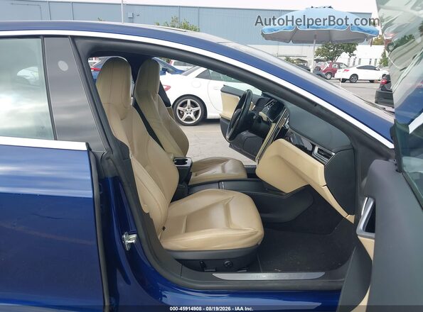 5YJSA1E14GF174338 2016 TESLA MODEL S Blue Вид салону спереду
