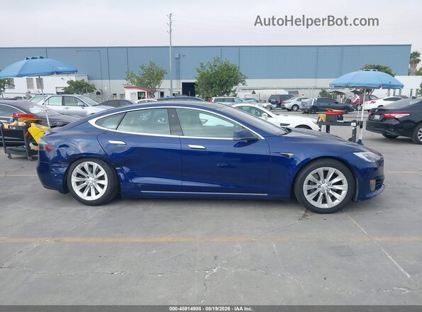 5YJSA1E14GF174338 2016 TESLA MODEL S Blue Вид задньої частини салону
