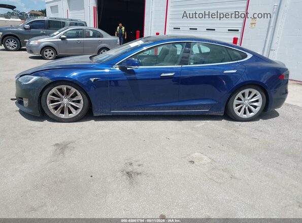 5YJSA1E22JF245245 2018 TESLA MODEL S Синий Панорамный вид салона 360°