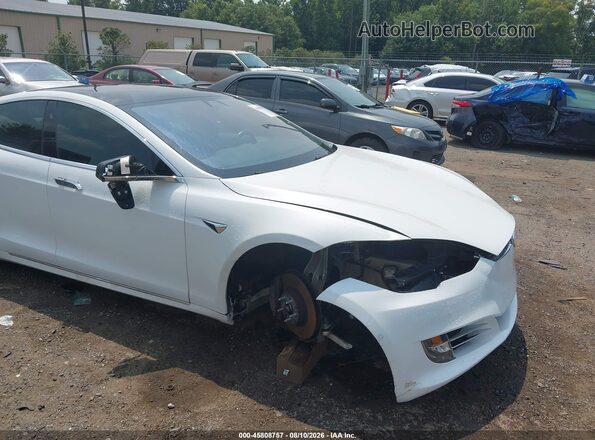 5YJSA1E22JF284675 2018 TESLA MODEL S 75D AWD White Widok z przodu