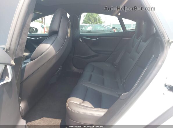 5YJSA1E22JF284675 2018 TESLA MODEL S 75D AWD White Widok naklejki z numerem VIN