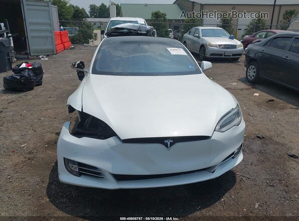 5YJSA1E22JF284675 2018 TESLA MODEL S 75D AWD White Widok wnętrza z tyłu
