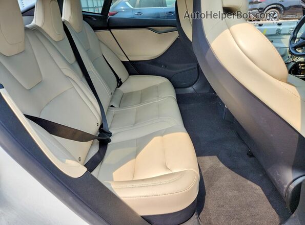 5YJSA1E26LF359316 2020 TESLA MODEL White უკანა სავარძლების ხედი
