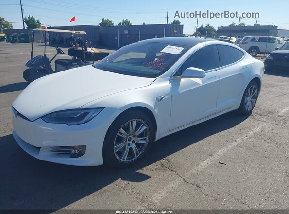 5YJSA1E29MF424662 2021 TESLA MODEL S White Передня ліва чверть