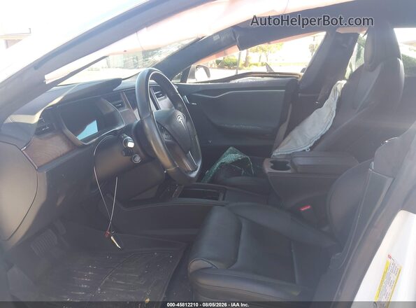 5YJSA1E29MF424662 2021 TESLA MODEL S White Вид салону спереду