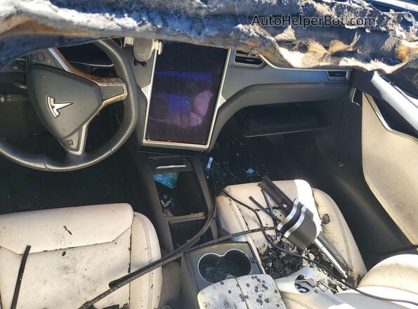 5YJSA1E41JF243066 2018 TESLA MODEL Burn წინა პანელის ხედი