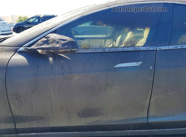 5YJSA1E41JF243066 2018 TESLA MODEL Burn წინა სალონის ხედი
