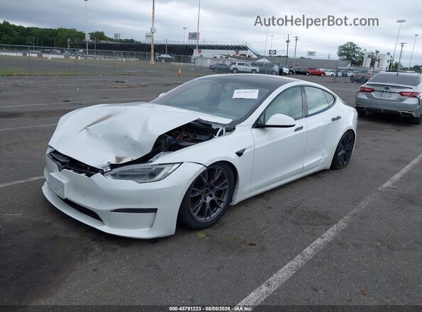5YJSA1E52MF428532 2021 TESLA MODEL S White Առջևի ձախ երեք քառորդ տեսարան
