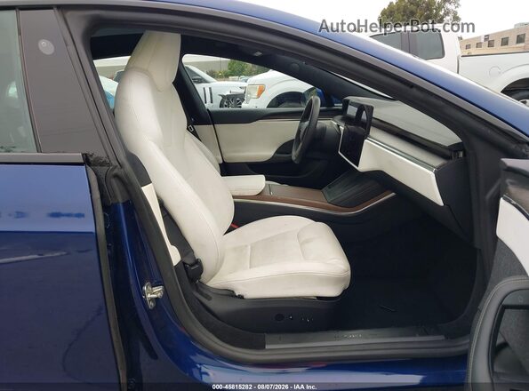 5YJSA1E54MF428368 2021 TESLA MODEL S Blue Вид салону спереду