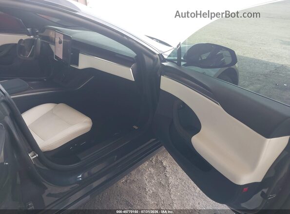 5YJSA1E59MF428477 2021 TESLA MODEL S Белый Вид салона спереди