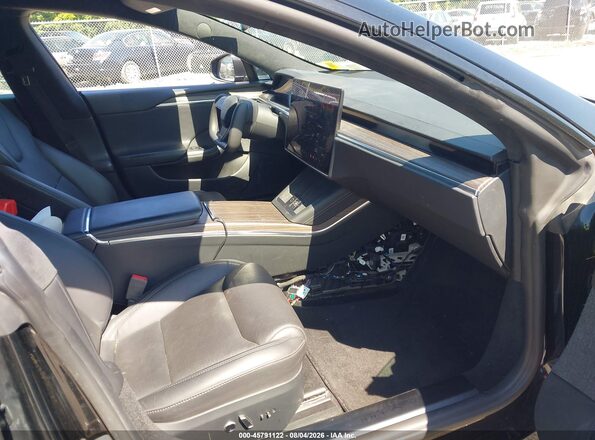 5YJSA1E5XMF428343 2021 TESLA MODEL S Черный Вид салона спереди