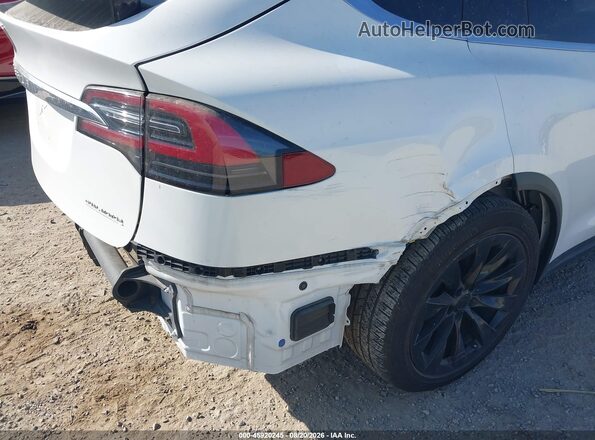 5YJXCBE27KF185972 2019 TESLA MODEL X White Вид спереду