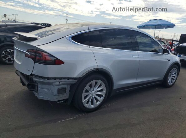 5YJXCBE29JF101973 2018 TESLA MODEL Silver Задня права чверть