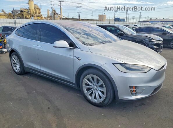 5YJXCBE29JF101973 2018 TESLA MODEL Silver Передня права чверть
