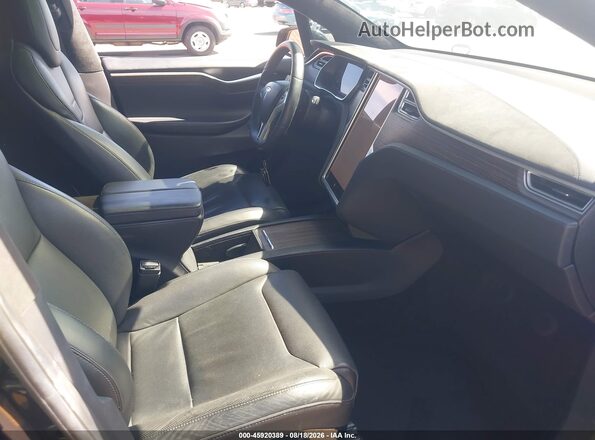 5YJXCDE22GF026263 2016 TESLA MODEL X Черный Вид салона спереди