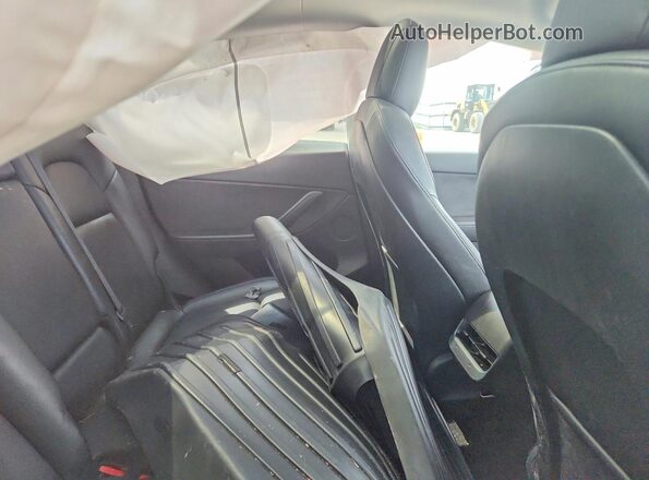 5YJYGAEE0MF113141 2021 TESLA MODEL Blue Vista interior trasera