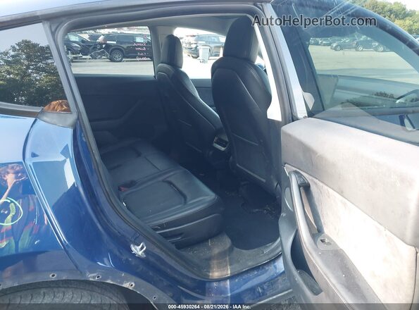 5YJYGAEE0MF179866 2021 TESLA MODEL Y Blue VIN sticker view