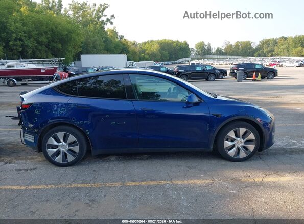5YJYGAEE0MF179866 2021 TESLA MODEL Y Blue 360 interior view