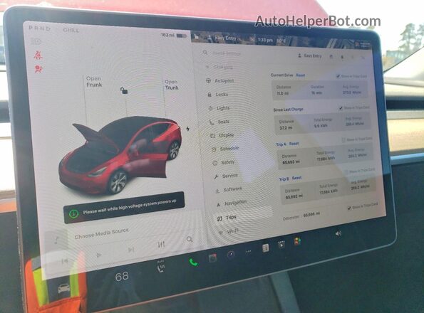 5YJYGAEE7MF230103 2021 TESLA MODEL Red Widok zestawu wskaźników