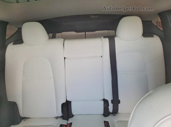 5YJYGAEE8MF284221 2021 TESLA MODEL White Вид задніх сидінь