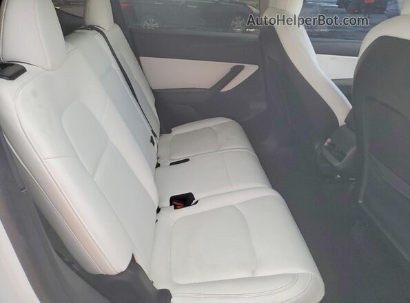 5YJYGAEE8MF284221 2021 TESLA MODEL White Вид задньої частини салону