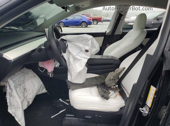 5YJYGAEEXMF202263 2021 TESLA MODEL Черный Вид салона спереди