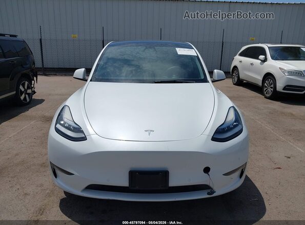 5YJYGAEEXMF243752 2021 TESLA MODEL Y White ხელსაწყოთა პანელის ხედი