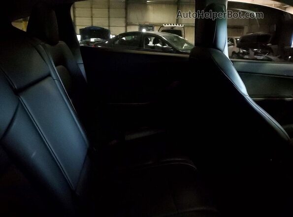 5YJYGAEEXMF263046 2021 TESLA MODEL Black Vista interior trasera
