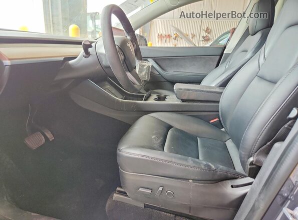 5YJYGDEE1MF119967 2021 TESLA MODEL Серый Вид салона спереди