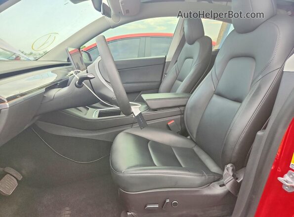 5YJYGDEE1MF177335 2021 TESLA MODEL Красный Вид салона спереди