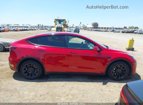 5YJYGDEE1MF232379 2021 TESLA MODEL Y Красный Вид задней части салона