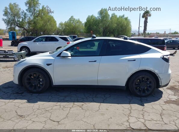 5YJYGDEE2MF112154 2021 TESLA MODEL Y White Սալոնի 360 աստիճան տեսք