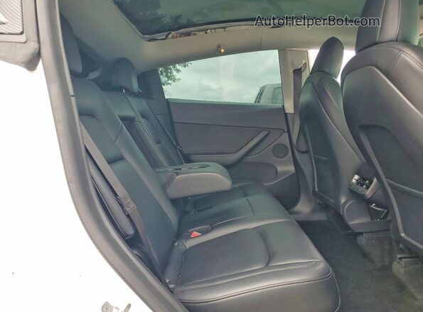 5YJYGDEE2MF180678 2021 TESLA MODEL Белый Вид задних сидений