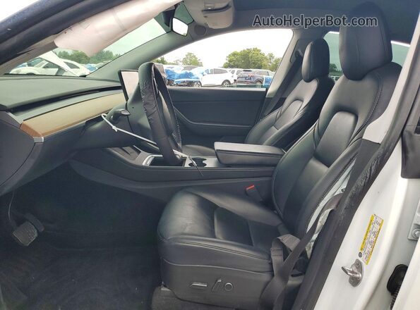 5YJYGDEE2MF180678 2021 TESLA MODEL Белый Вид салона спереди