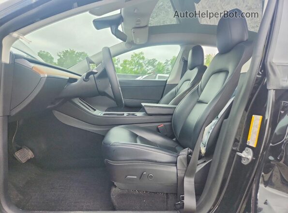 5YJYGDEE2MF278139 2021 TESLA MODEL Черный Вид салона спереди