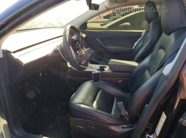 5YJYGDEE4MF210974 2021 TESLA MODEL Black Vista interior delantera