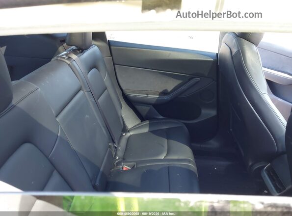 5YJYGDEE5MF071065 2021 TESLA MODEL Y Gray Widok naklejki z numerem VIN