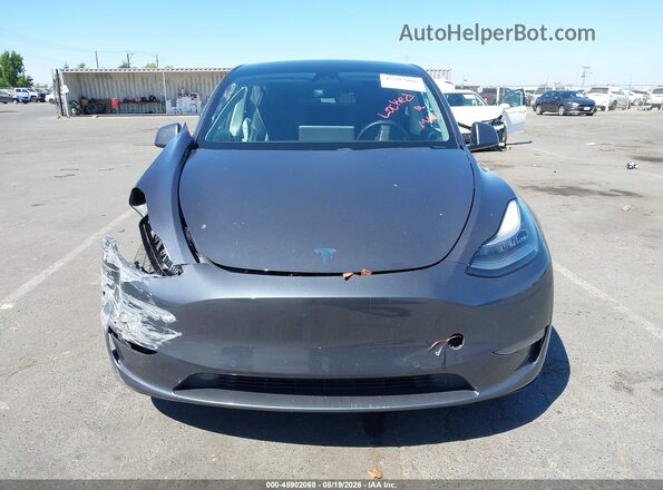 5YJYGDEE5MF071065 2021 TESLA MODEL Y Gray Widok deski rozdzielczej