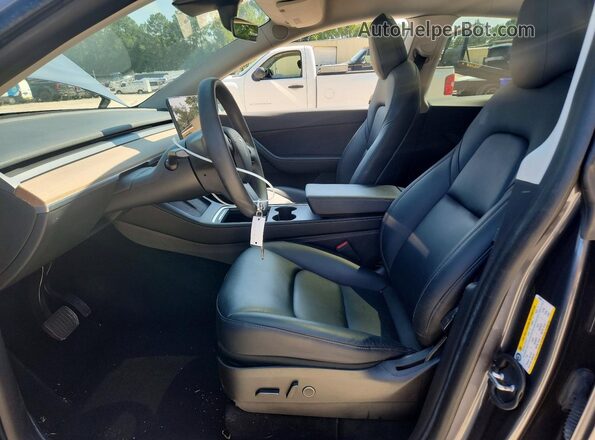 5YJYGDEE6MF199220 2021 TESLA MODEL Серый Вид салона спереди