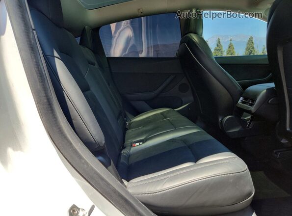 5YJYGDEE8LF009092 2020 TESLA MODEL White Հետևի նստատեղերի տեսք