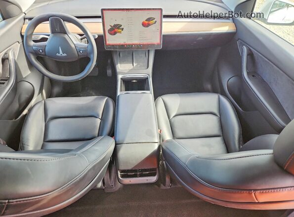 5YJYGDEE8MF218267 2021 TESLA MODEL Белый Вид панели приборов