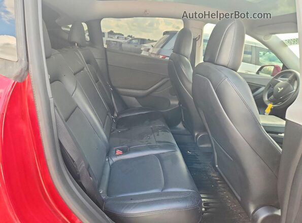 5YJYGDEE8MF241628 2021 TESLA MODEL Red Vista de los asientos traseros