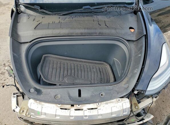 5YJYGDEE9LF025639 2020 TESLA MODEL Black Widok komory silnika