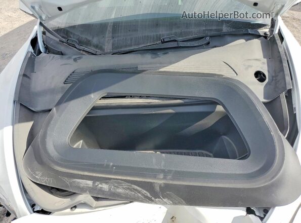 5YJYGDEE9LF055661 2020 TESLA MODEL White Widok wnętrza z tyłu
