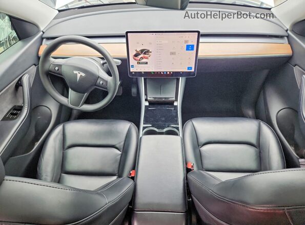5YJYGDEE9MF072784 2021 TESLA MODEL Белый Вид панели приборов