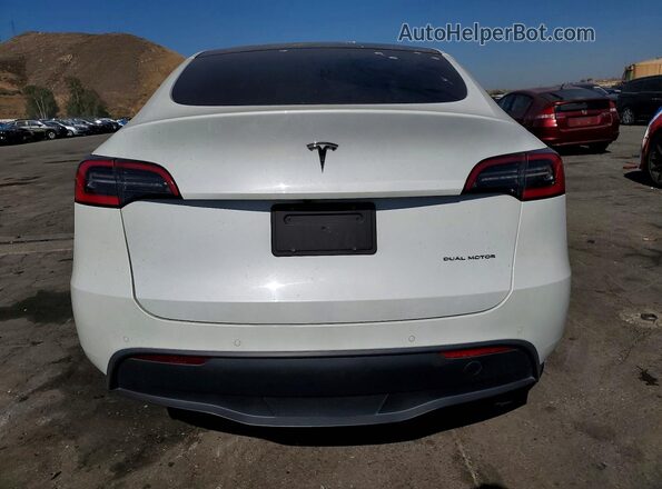 5YJYGDEE9MF102236 2021 TESLA MODEL Белый Вид сзади