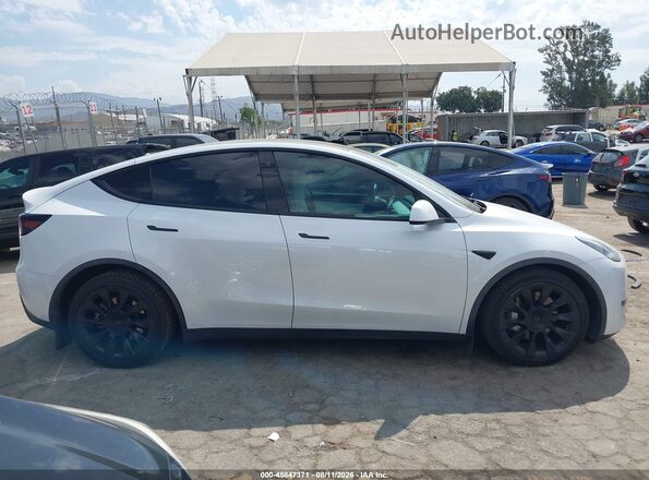 5YJYGDEE9MF212364 2021 TESLA MODEL Y White Սալոնի հետևի տեսք