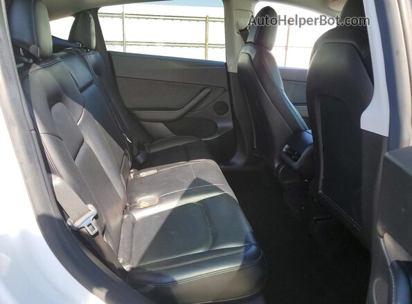 5YJYGDEE9MF214955 2021 TESLA MODEL Белый Вид задней части салона
